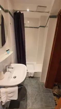 Classic Tek Büyük Yataklı Oda