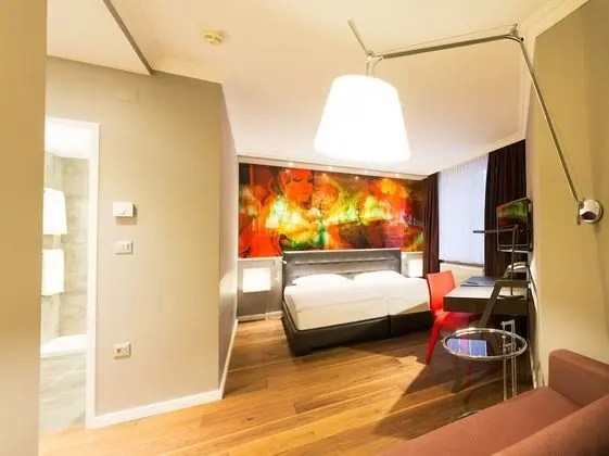 Deluxe Dört Kişilik Oda, Bahçe Manzaralı