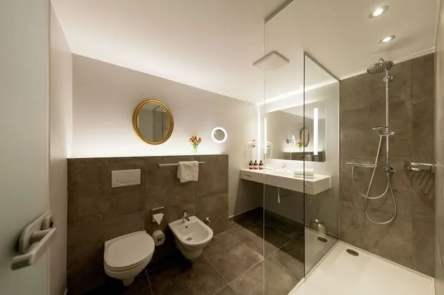 Deluxe Dört Kişilik Oda, Bahçe Manzaralı