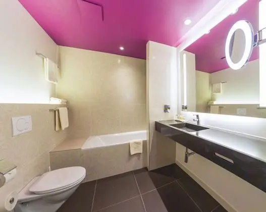 Deluxe Üç Kişilik Oda, Bahçe Manzaralı