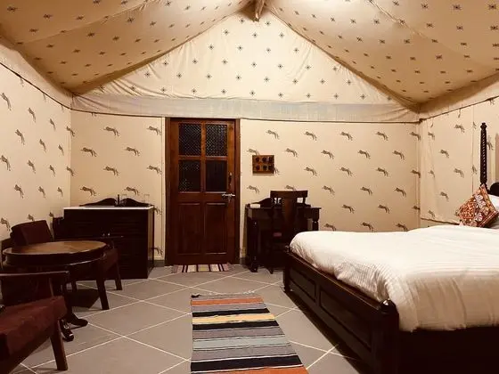 Luxury Tek Büyük Yataklı Oda