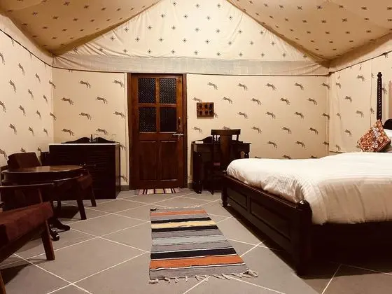 Luxury Tek Büyük Yataklı Oda