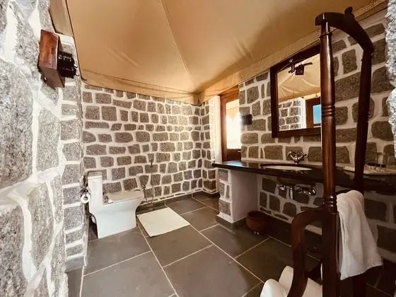 Luxury Tek Büyük Yataklı Oda