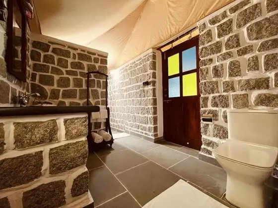 Luxury Tek Büyük Yataklı Oda