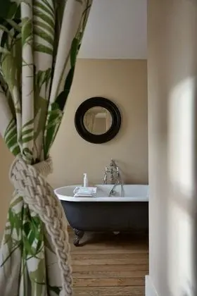 Tek Büyük Yataklı Oda (Dog Friendly)