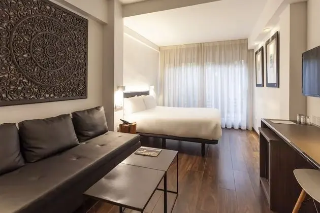 Deluxe Üç Kişilik Oda
