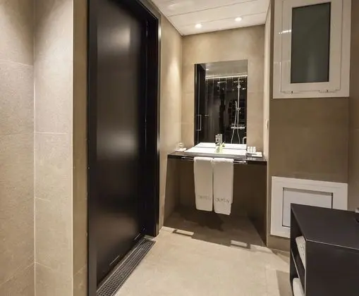 Deluxe Üç Kişilik Oda