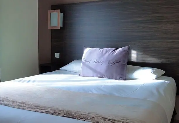 Classic Tek Büyük Yataklı Oda
