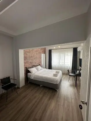 Standart Oda, Şehir Manzaralı