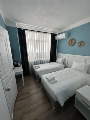 Tek Kişilik, Şehir Manzaralı