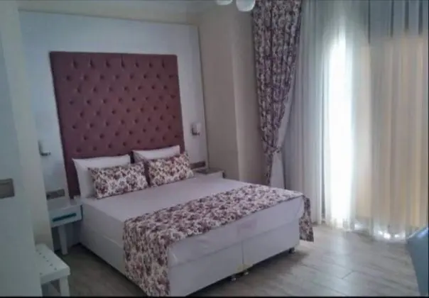 Standart Oda Fransız Balkonlu