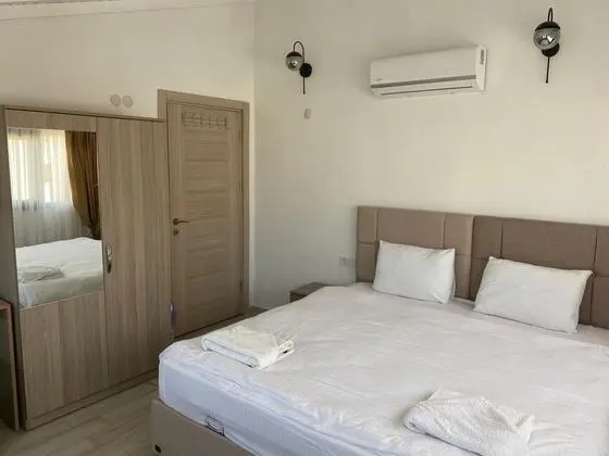 Apart 1+1 Oda, Deniz veya Bahçe Manzaralı, Balkonlu