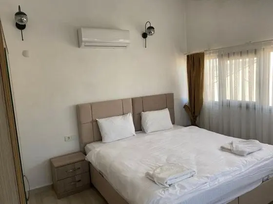 Apart 1+1 Oda, Deniz veya Bahçe Manzaralı, Balkonlu