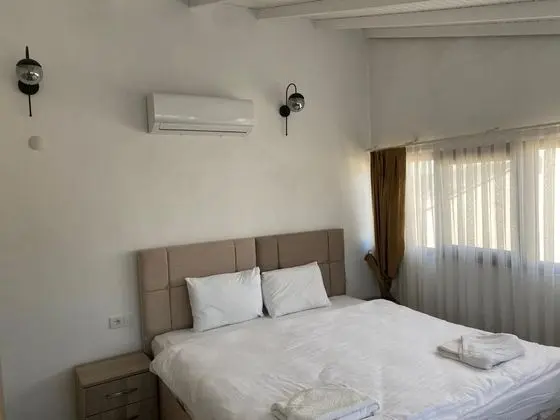 Apart 1+1 Oda, Deniz veya Bahçe Manzaralı, Balkonlu