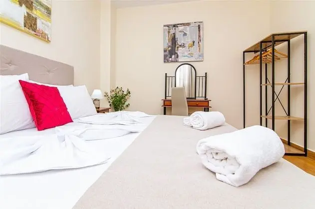 Ev, 2 Yatak Odası, Sigara İçilebilir, Balkon