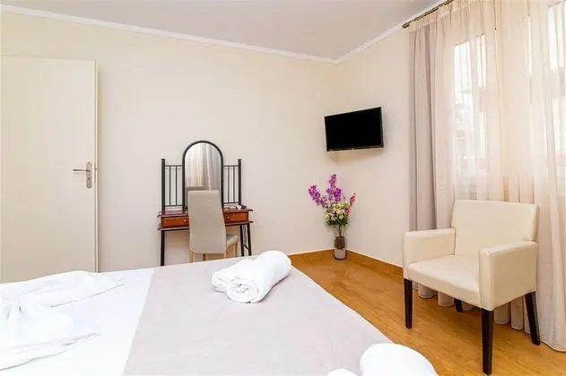 Ev, 2 Yatak Odası, Sigara İçilebilir, Balkon