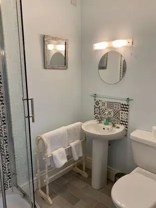 Standard Tek Büyük Yataklı Oda, Banyolu/Duşlu (King Size Bed)