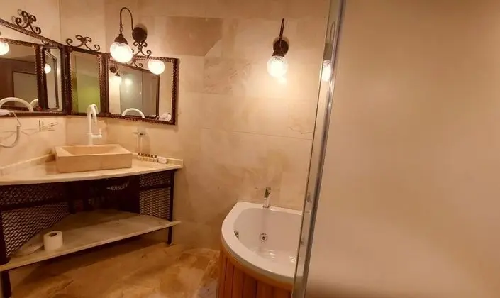Teraslı Suit Oda, Bahçe Manzaralı, Teraslı
