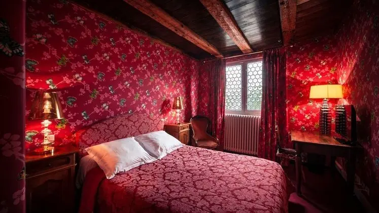 Comfort Tek Büyük Yataklı Oda