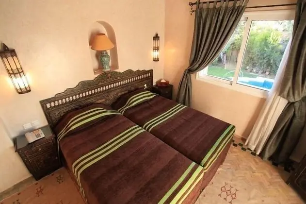 Superior Tek Büyük veya İki Ayrı Yataklı Oda