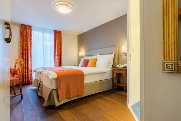 Tek Büyük Yataklı Oda, Şehir Manzaralı (14m²)