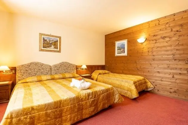 Standard Üç Kişilik Oda