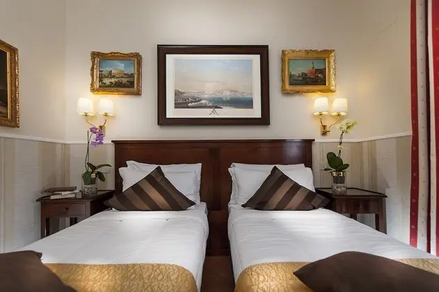 Classic Tek Büyük veya İki Ayrı Yataklı Oda, 1 Büyük (Queen) Boy Yatak