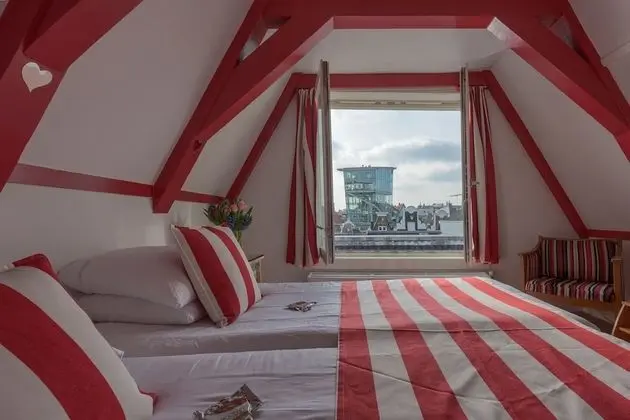 Attic Twin Room