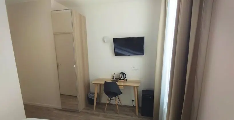 Classic Tek Büyük Yataklı Oda