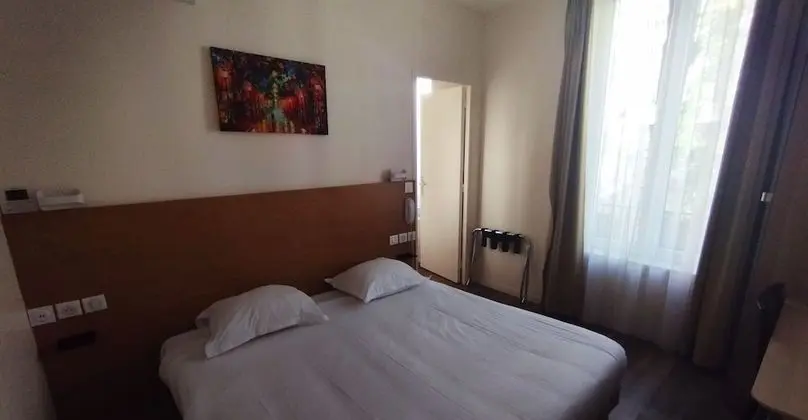 Classic Tek Büyük Yataklı Oda