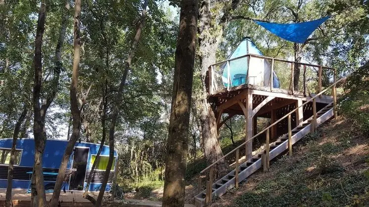 Ağaç Ev (La Goutte d'O et sa Caravane)
