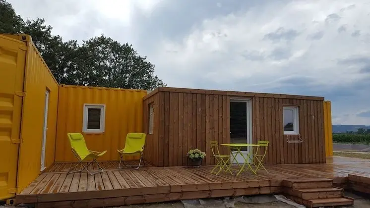 Bungalov (Jaune Soleil)