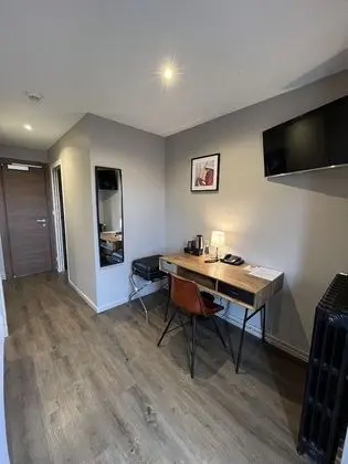Comfort Tek Büyük Yataklı Oda