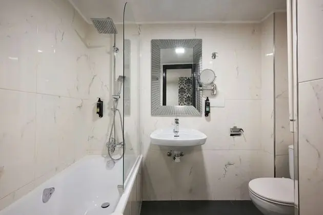 Superior Tek Büyük Yataklı Oda, Balkon