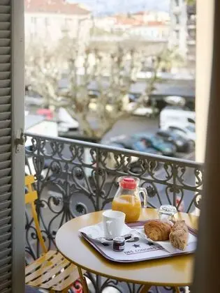 Superior Tek Büyük Yataklı Oda, Balkon