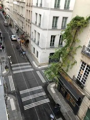 Superior Tek Büyük Yataklı Oda (La Charmante)