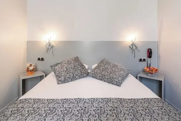 Superior Tek Büyük Yataklı Oda