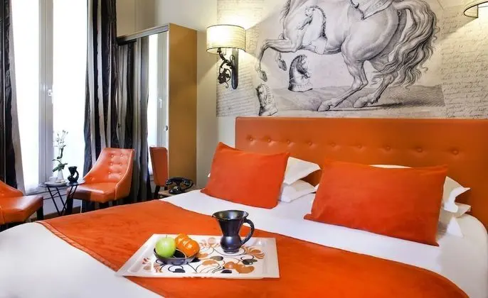 Standard Tek Büyük Yataklı Oda