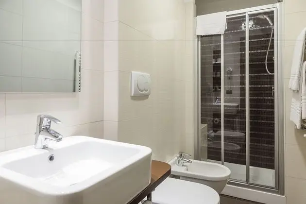 Premium Büyük Yataklı Tek Kişilik Oda