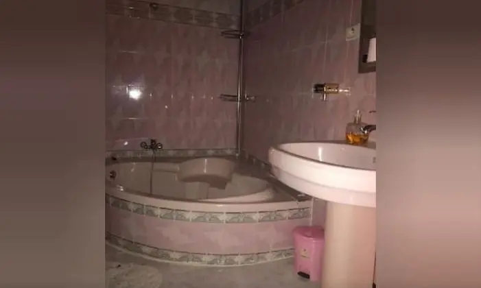 Family Tek Büyük veya İki Ayrı Yataklı Oda, 1 Yatak Odası, Havuz Manzaralı