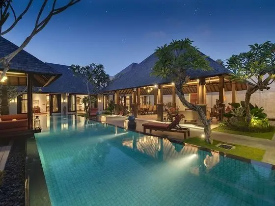 Villa, 5 Yatak Odası, Kişiye Özel Havuzlu