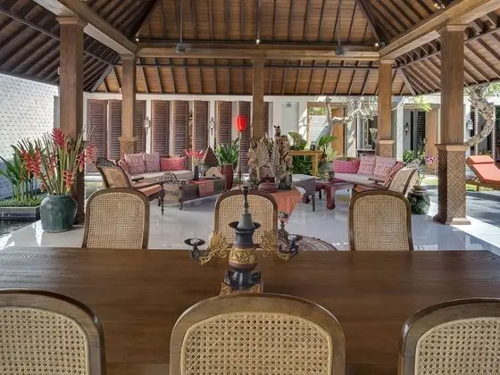 Villa, 5 Yatak Odası, Kişiye Özel Havuzlu