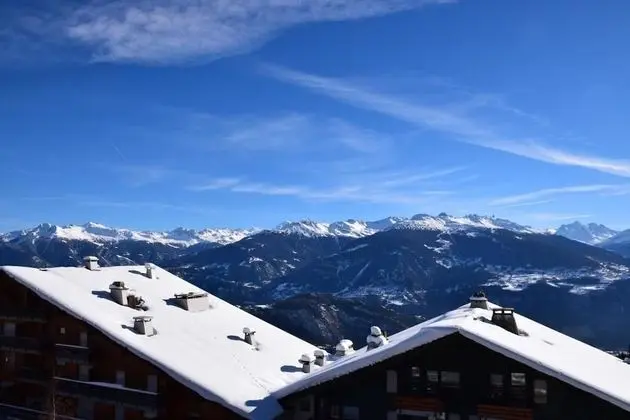 Basic Tek Büyük veya İki Ayrı Yataklı Oda, Dağ Manzaralı