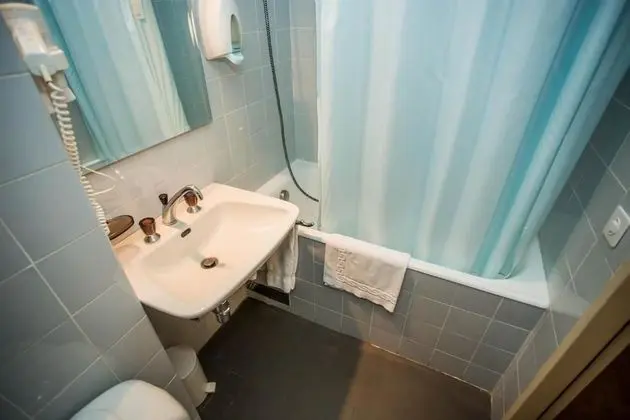 Economy Tek Büyük Yataklı Oda