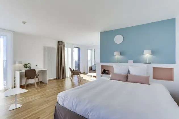 Superior Oda, Balkon, Göl Manzaralı