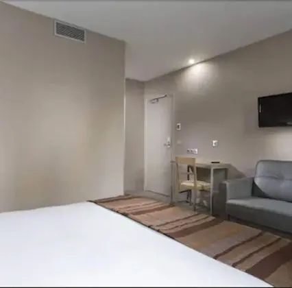 Superior Tek Büyük Yataklı Oda