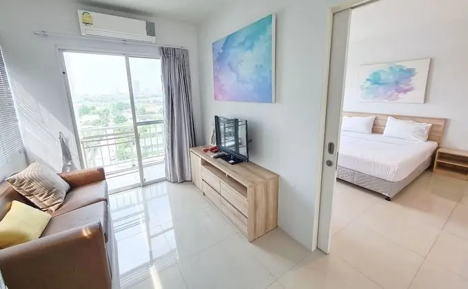 One Bedroom Apartment