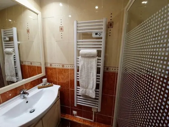 Comfort Tek Büyük Yataklı Oda