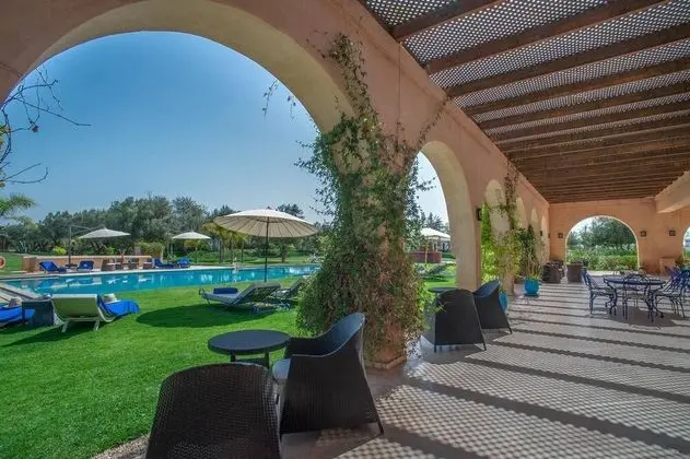 Oda, Birden Çok Yatak Odası, Sigara İçilebilir