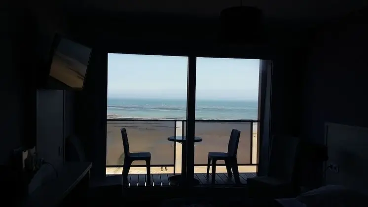 Tek Büyük Yataklı Oda, Balkon, Deniz Manzaralı